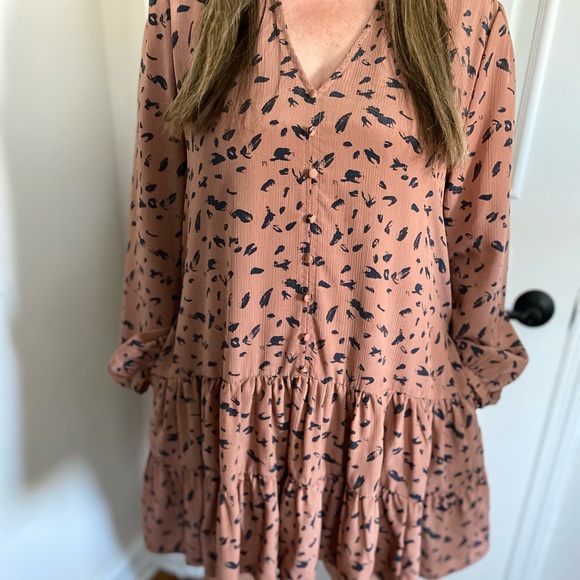 Women’s ruffled tiered dress - Picture 2 of 11